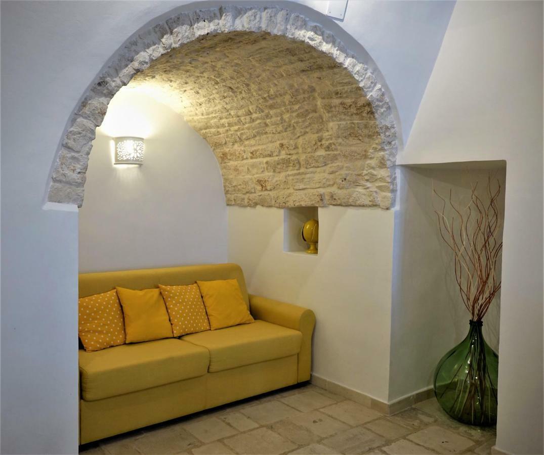 Trullo "Vicolo Fiorito" Βίλα Αλμπερομπέλο Εξωτερικό φωτογραφία